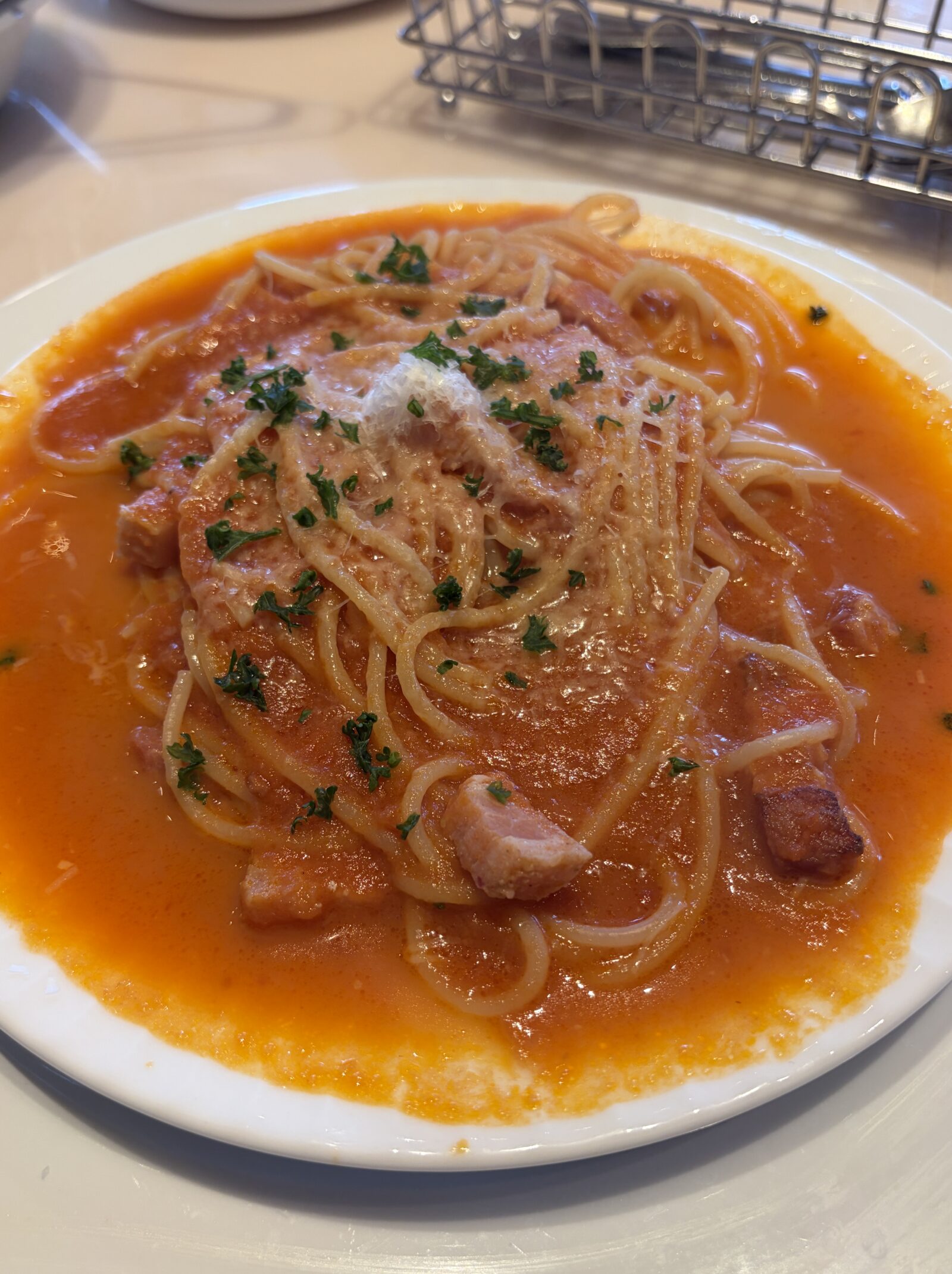 阿見町 Enoteca D'oro Premio の病みつきトマトクリームのスープパスタ