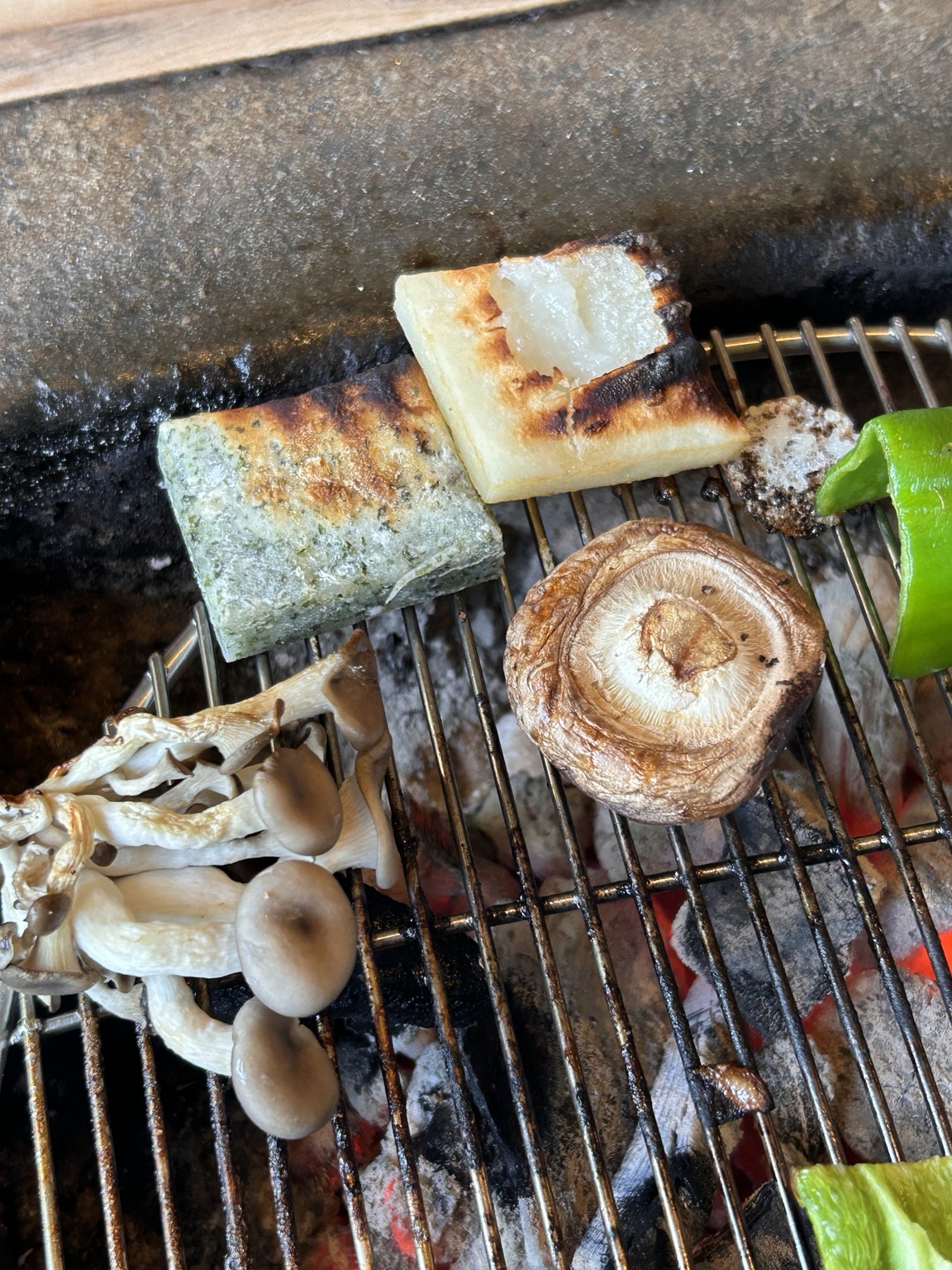 つくば市ひたち野の炭火で焼く食材